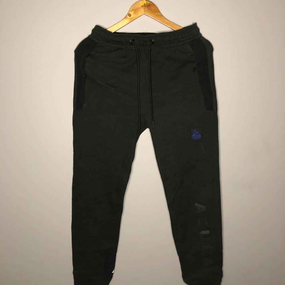 Green American Eagle Joggers